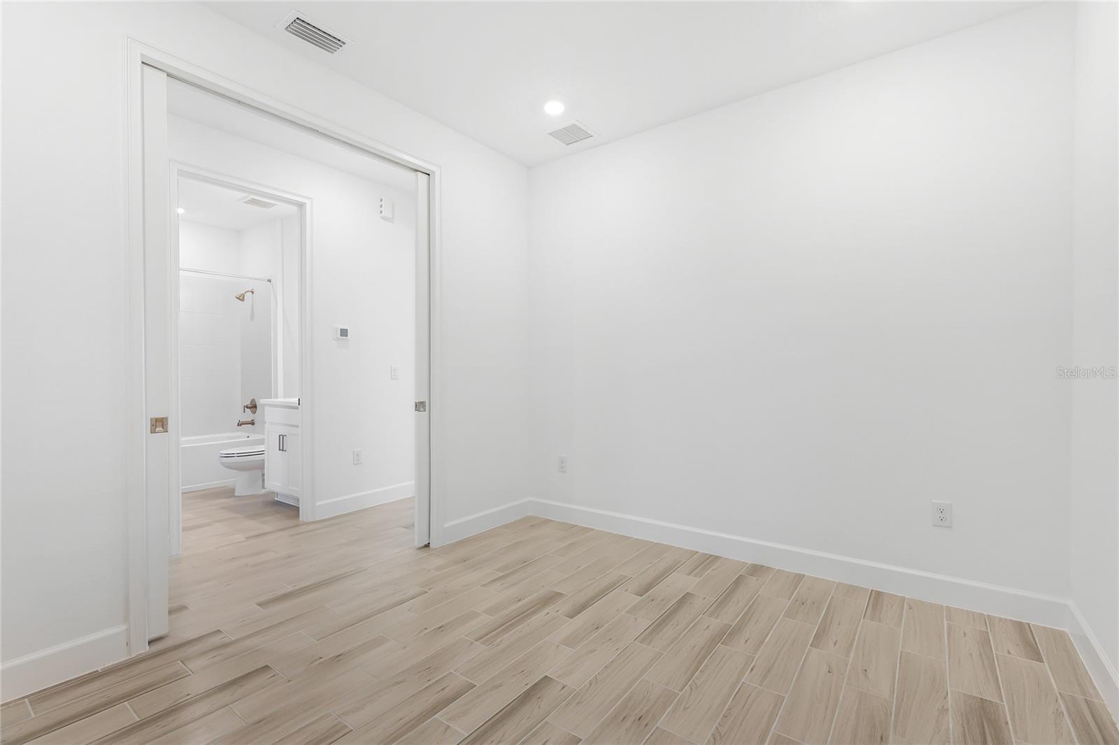 10073 MORNING MIST LN