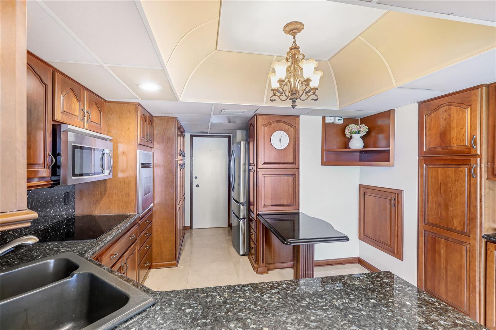 603 LONGBOAT CLUB RD #1103N