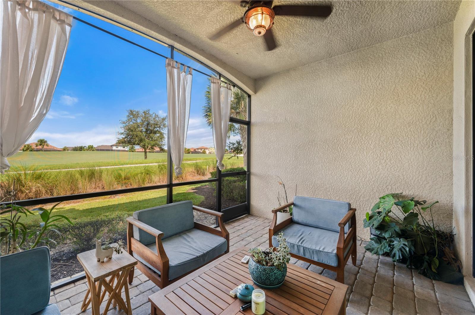 5517 PALMER CIR #106