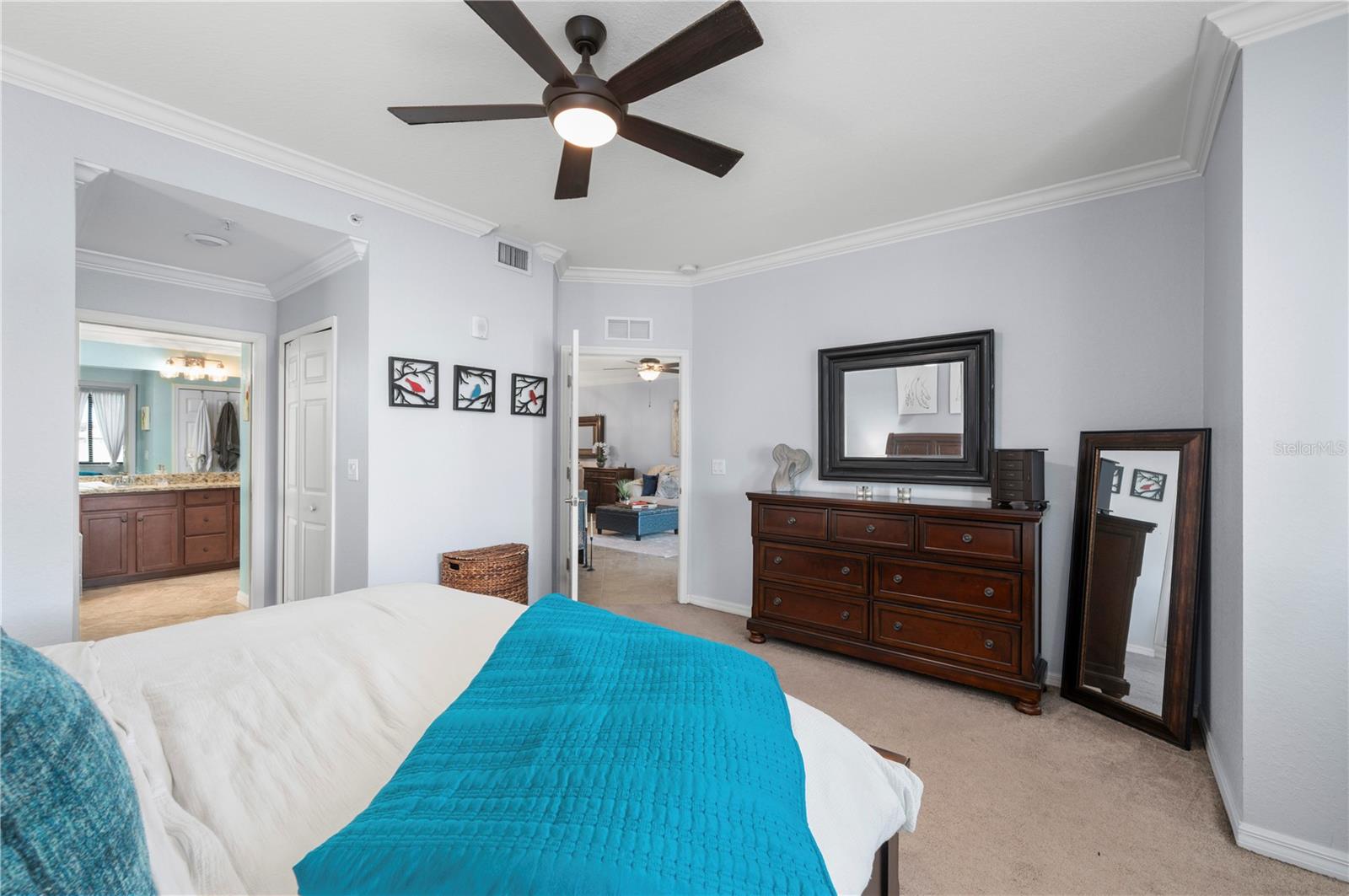 5517 PALMER CIR #106