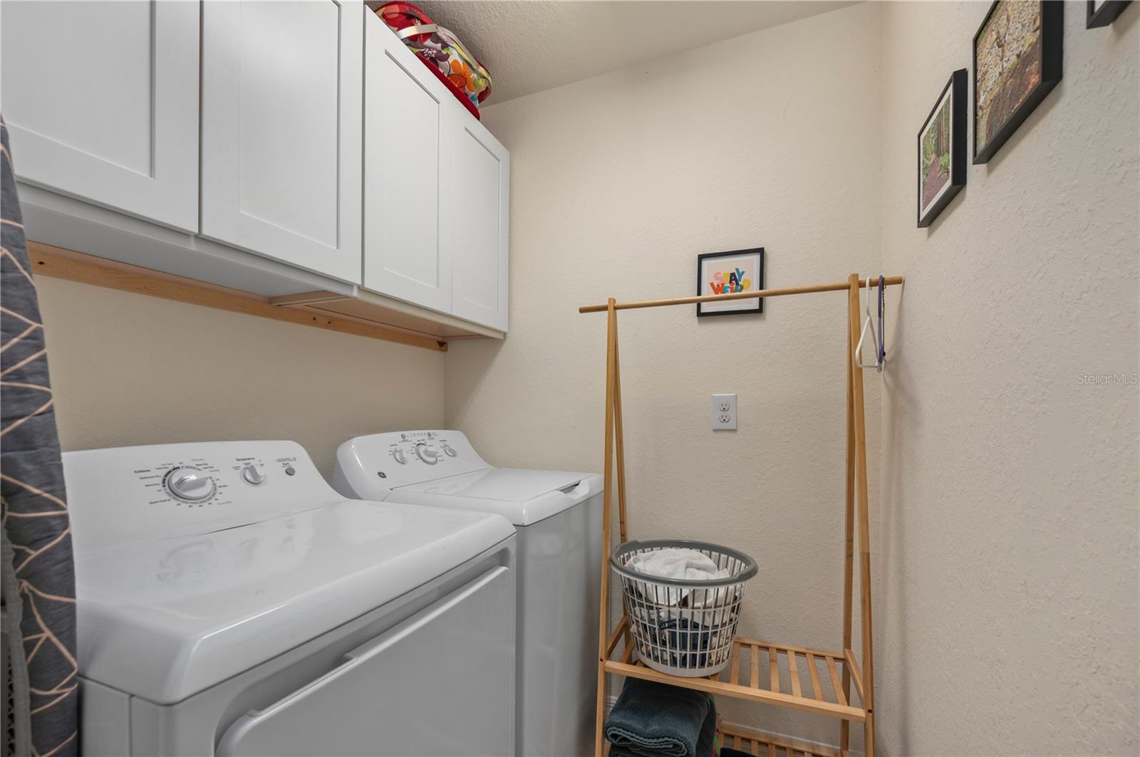 5517 PALMER CIR #106