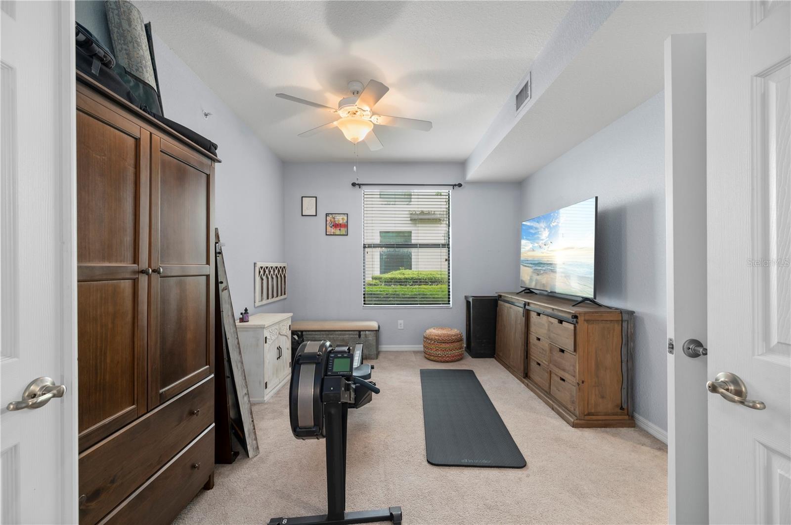 5517 PALMER CIR #106