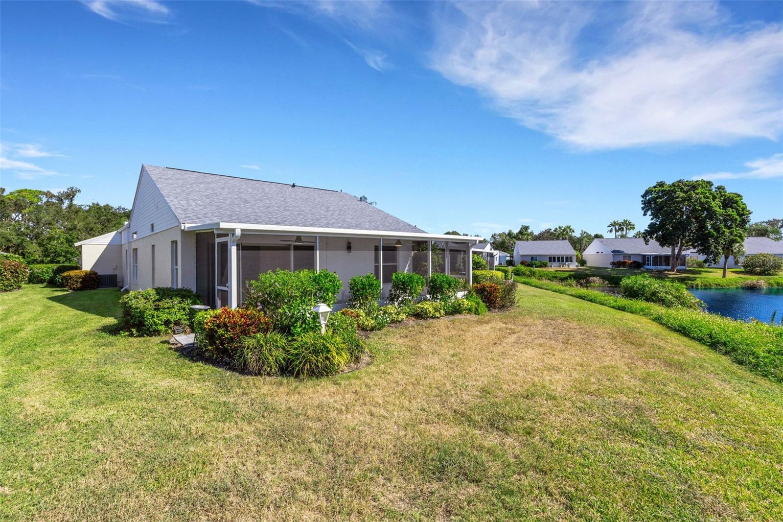 721 SPRING LAKES BLVD