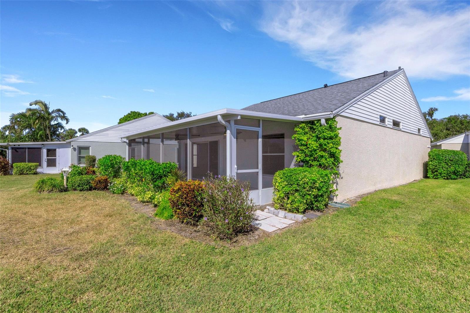 721 SPRING LAKES BLVD