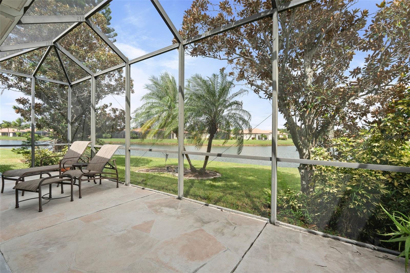 8037 STIRLING FALLS CIR