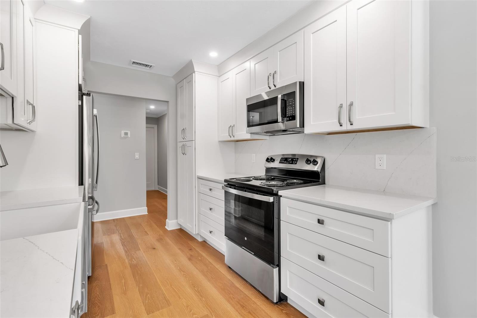 307 AVENIDA DE PARADISIO