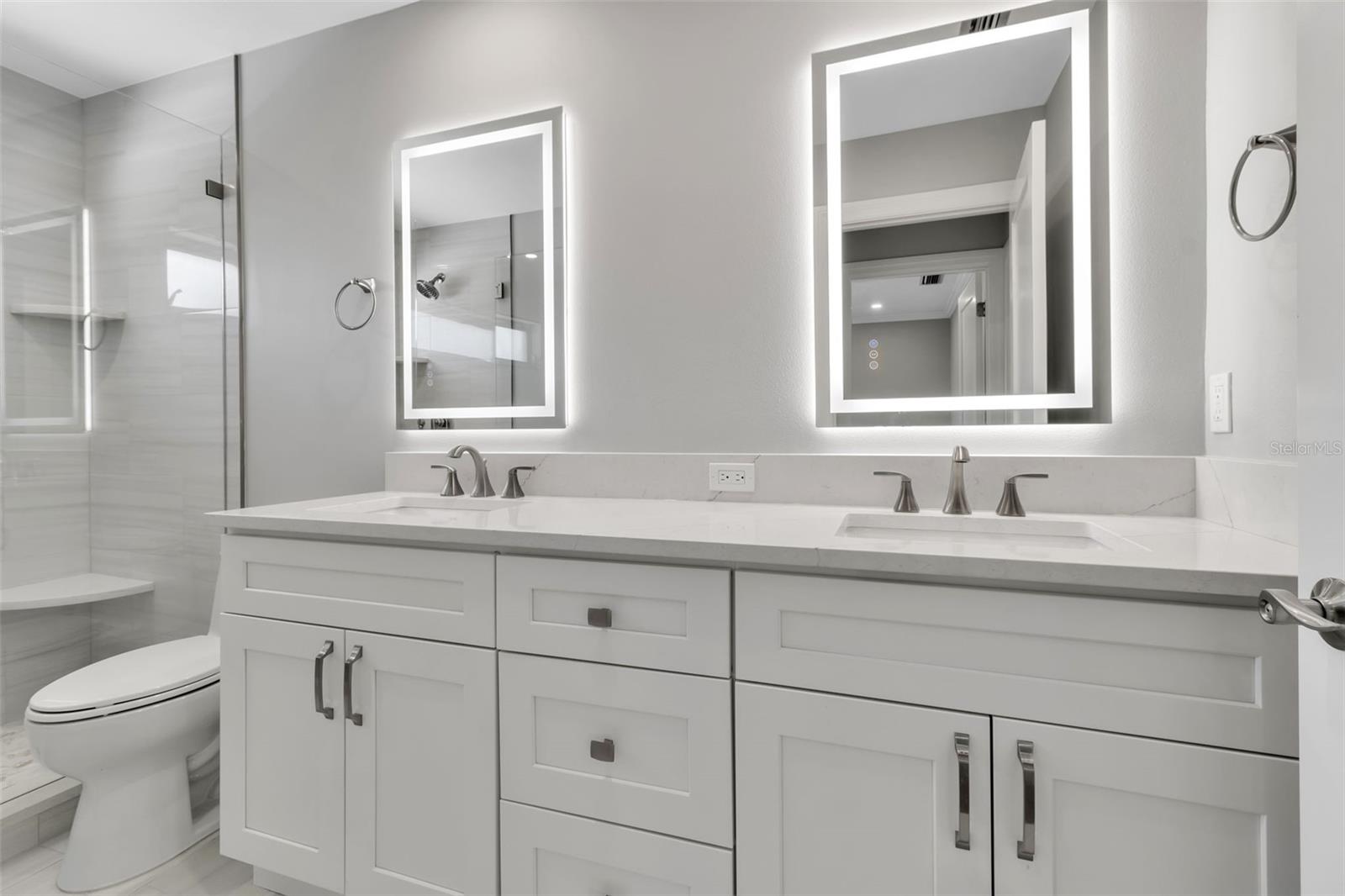 307 AVENIDA DE PARADISIO