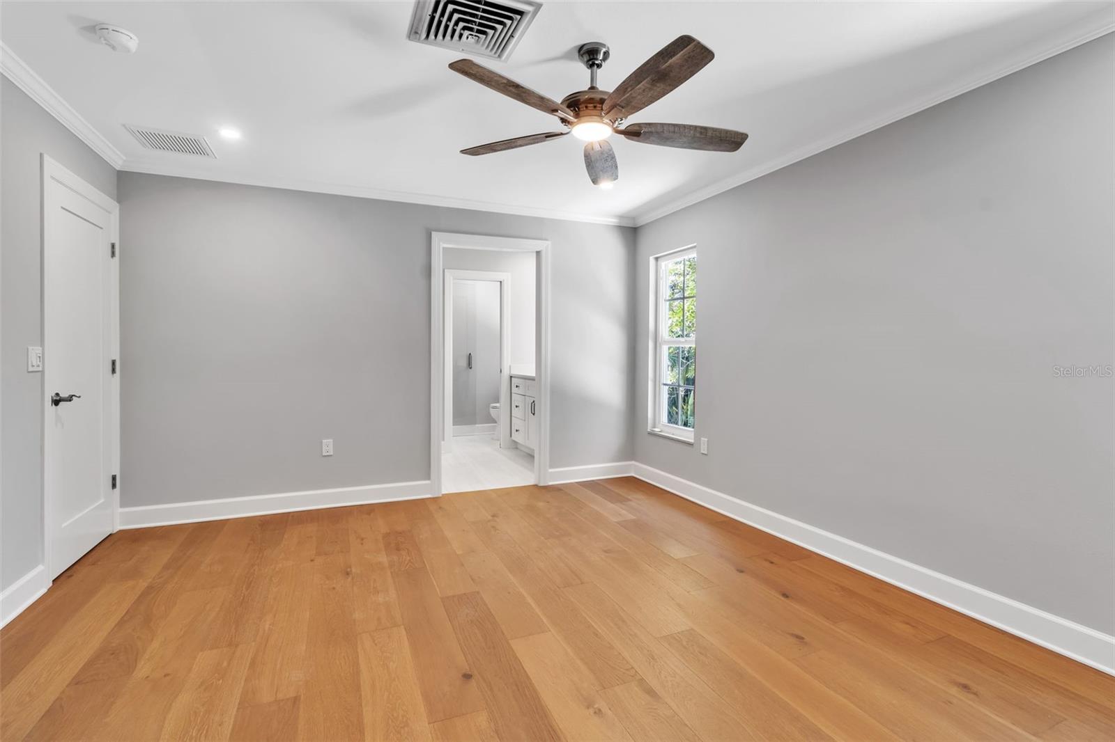 307 AVENIDA DE PARADISIO