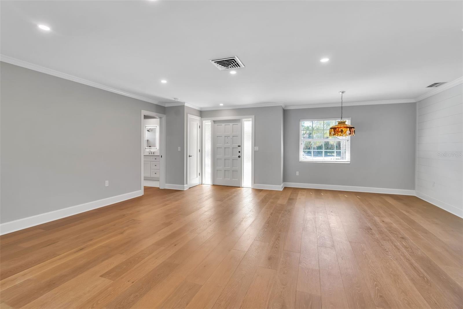 307 AVENIDA DE PARADISIO