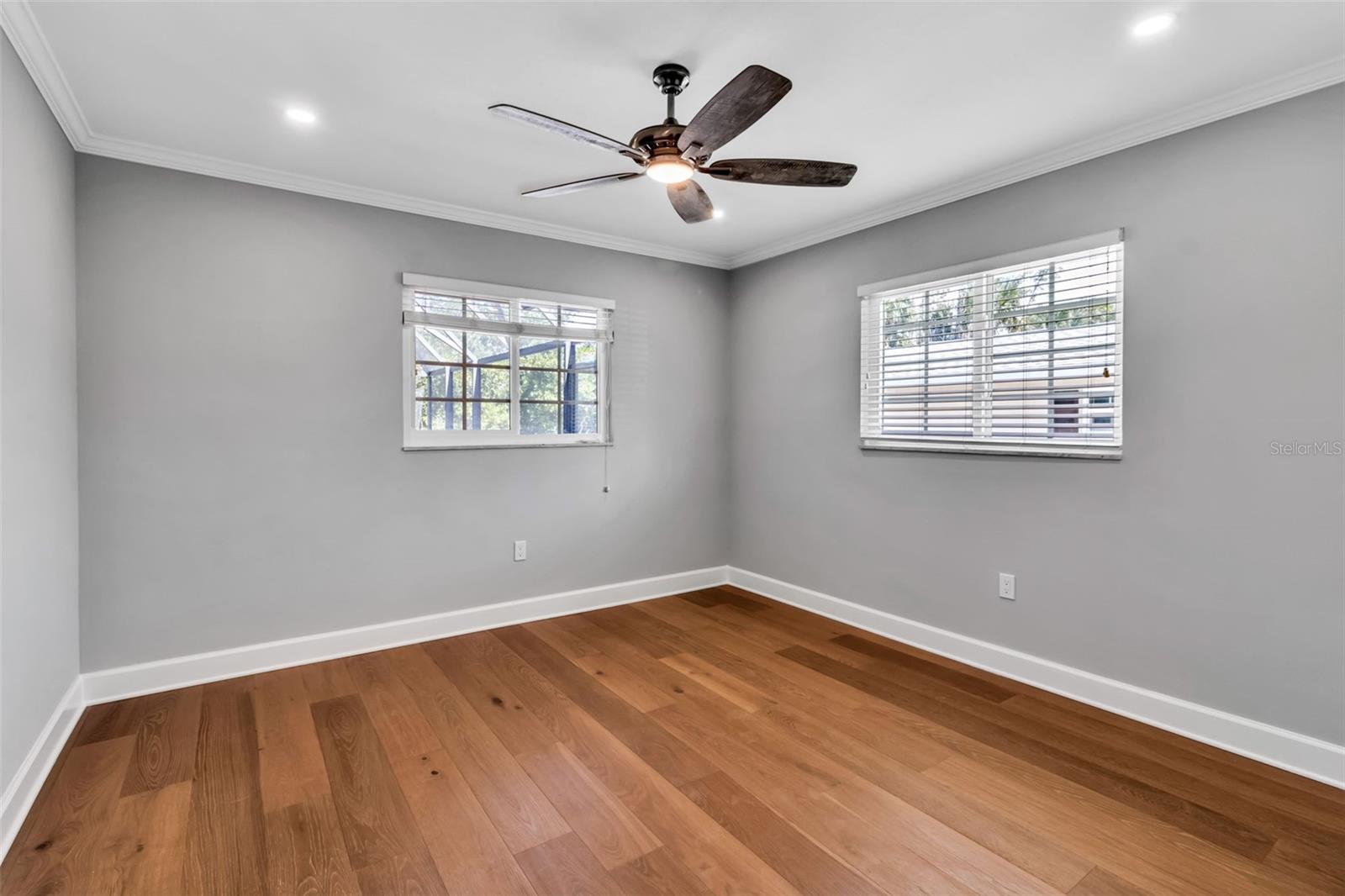 307 AVENIDA DE PARADISIO