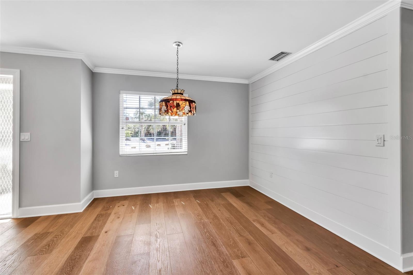 307 AVENIDA DE PARADISIO