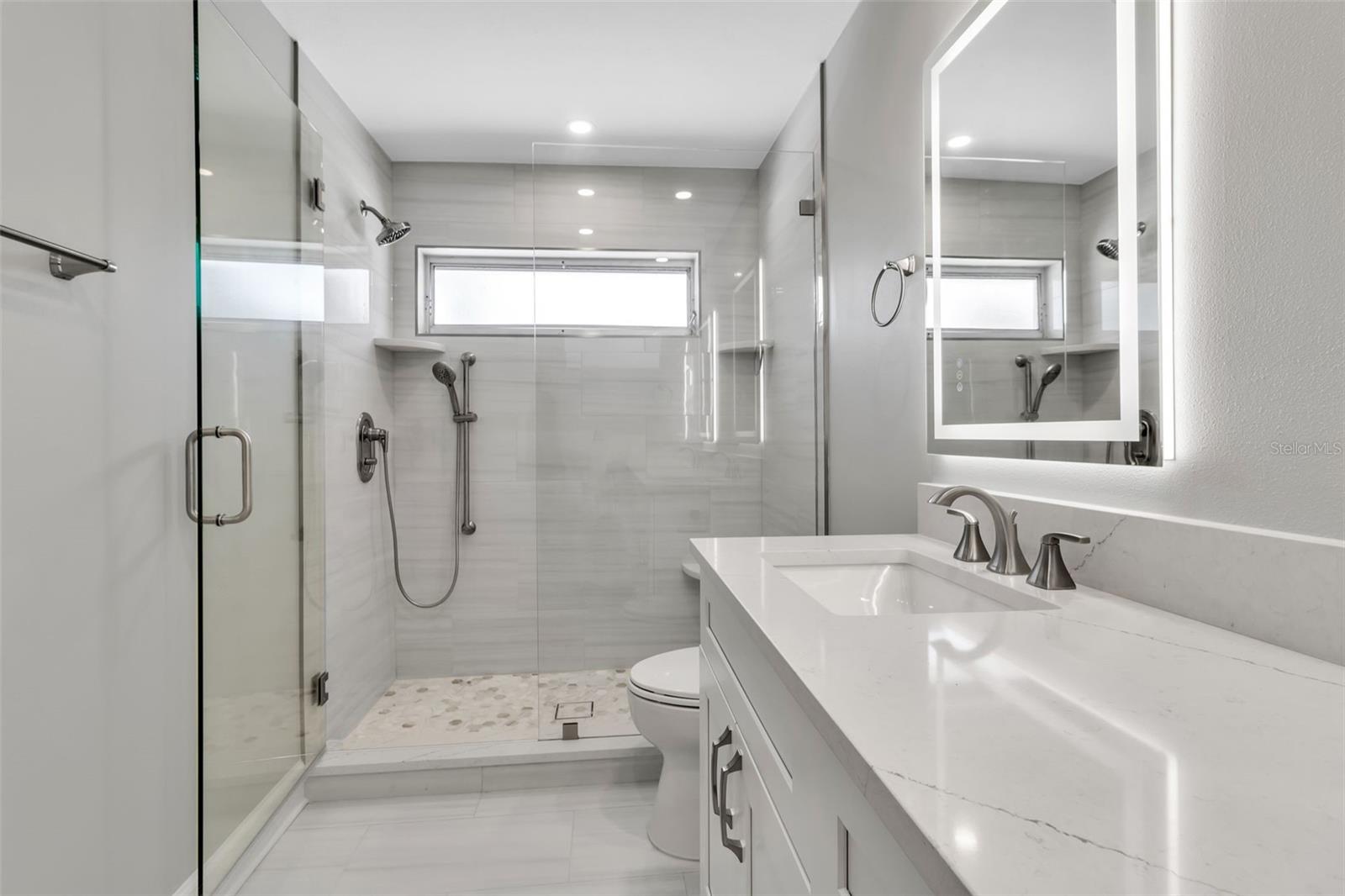 307 AVENIDA DE PARADISIO