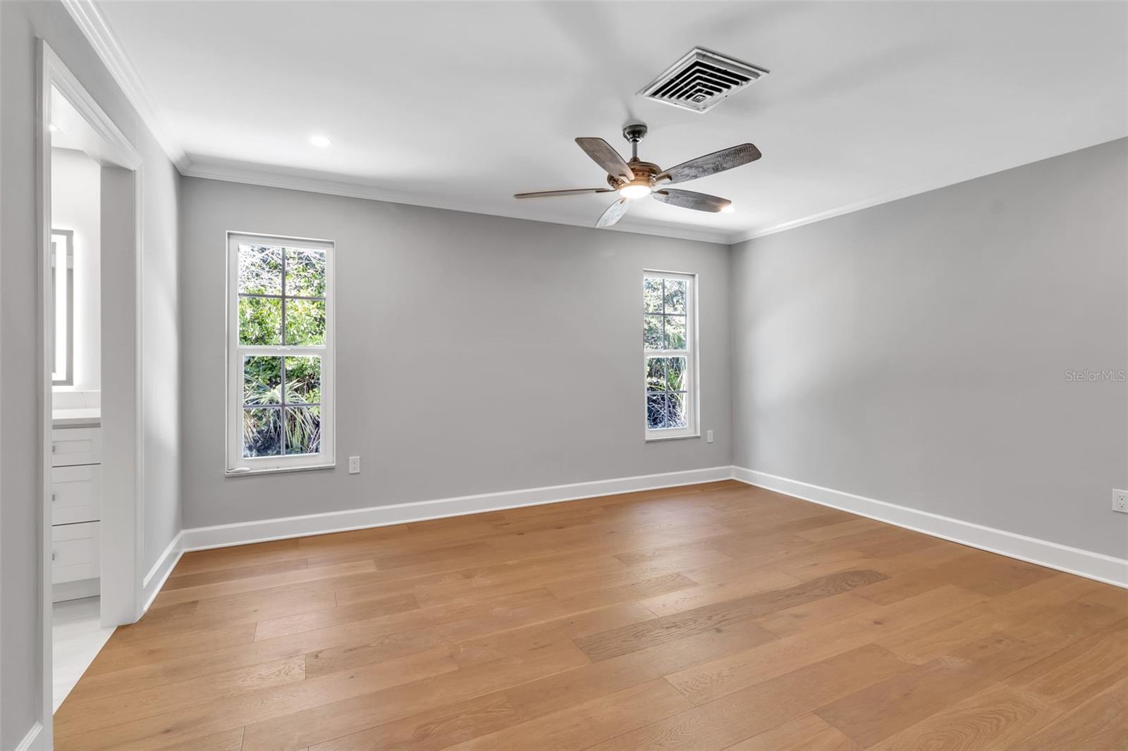 307 AVENIDA DE PARADISIO