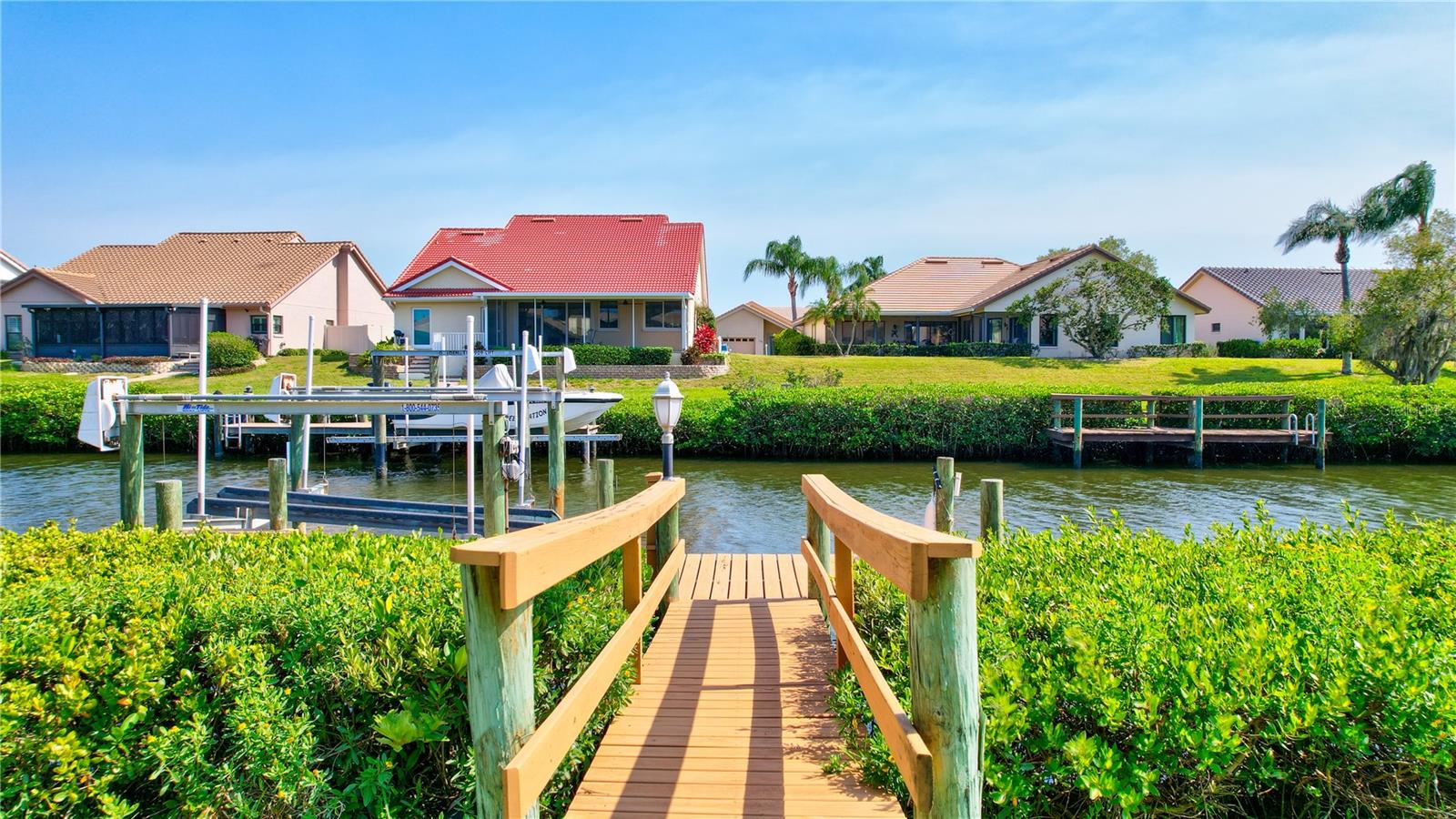 105 INLETS BLVD #105