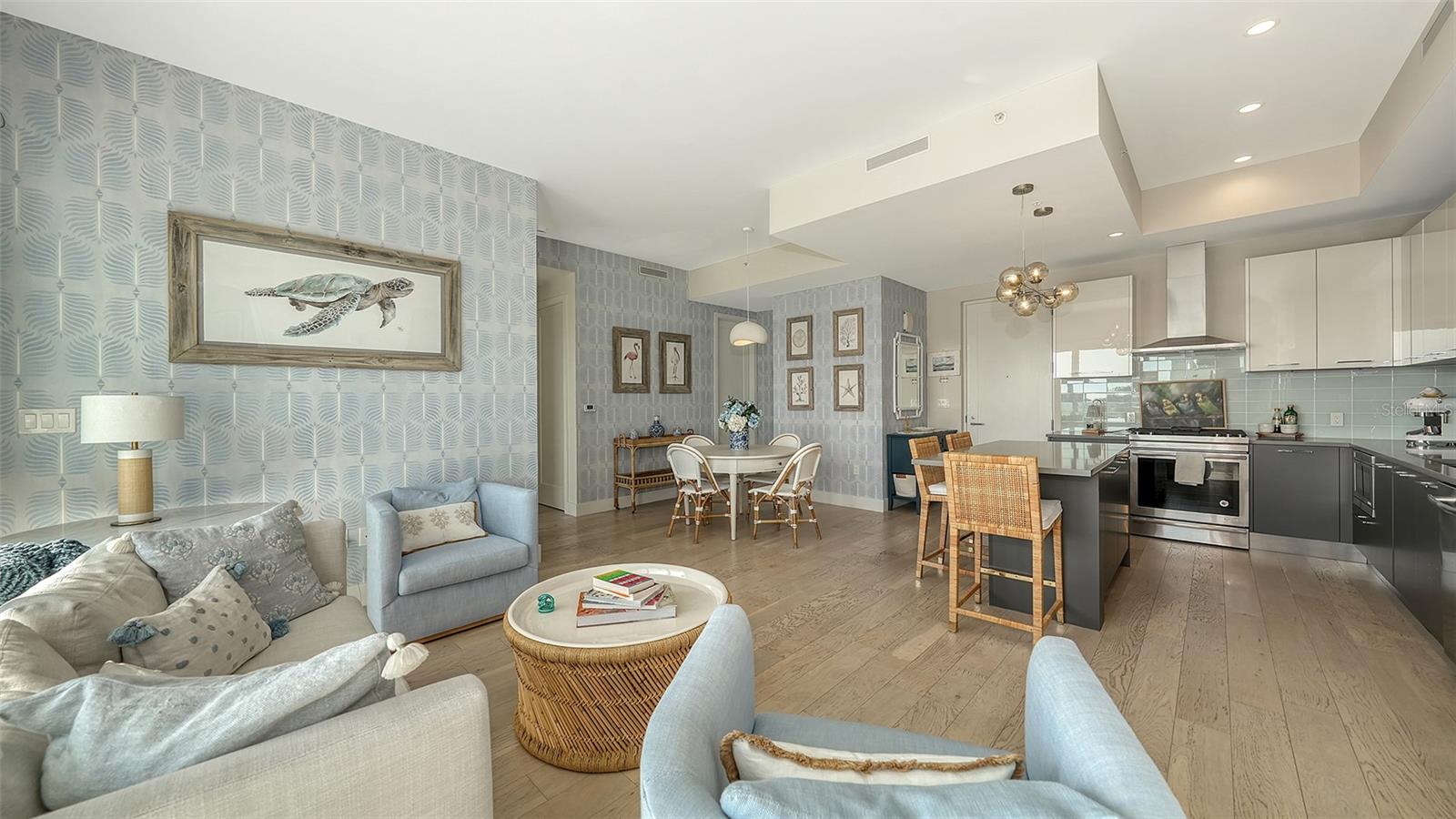 635 S ORANGE AVE #304