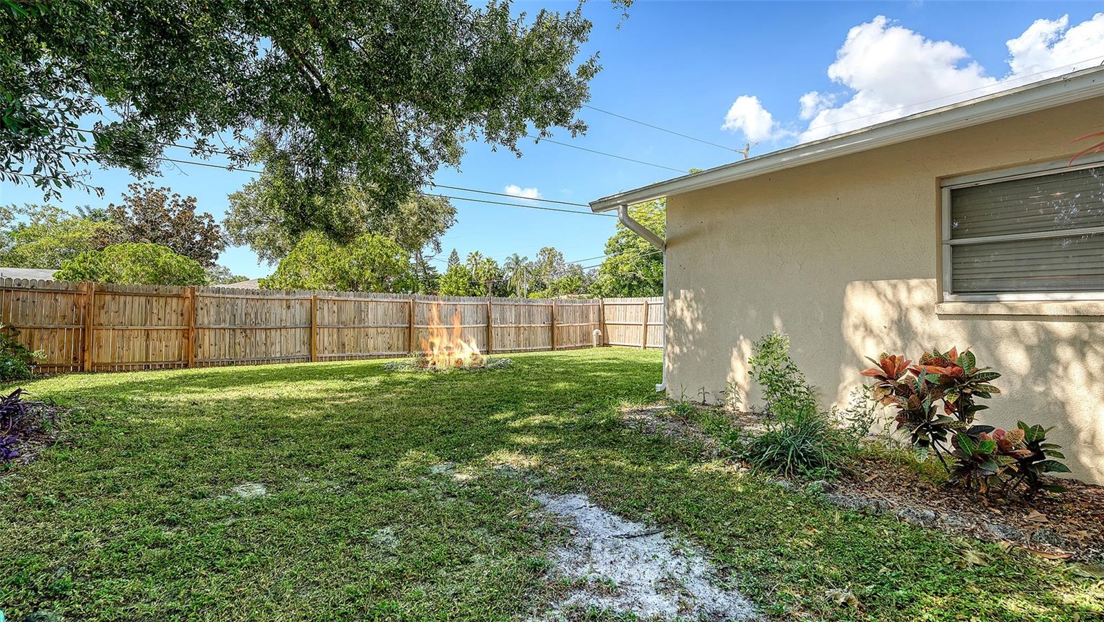 4728 BROOKSDALE DR