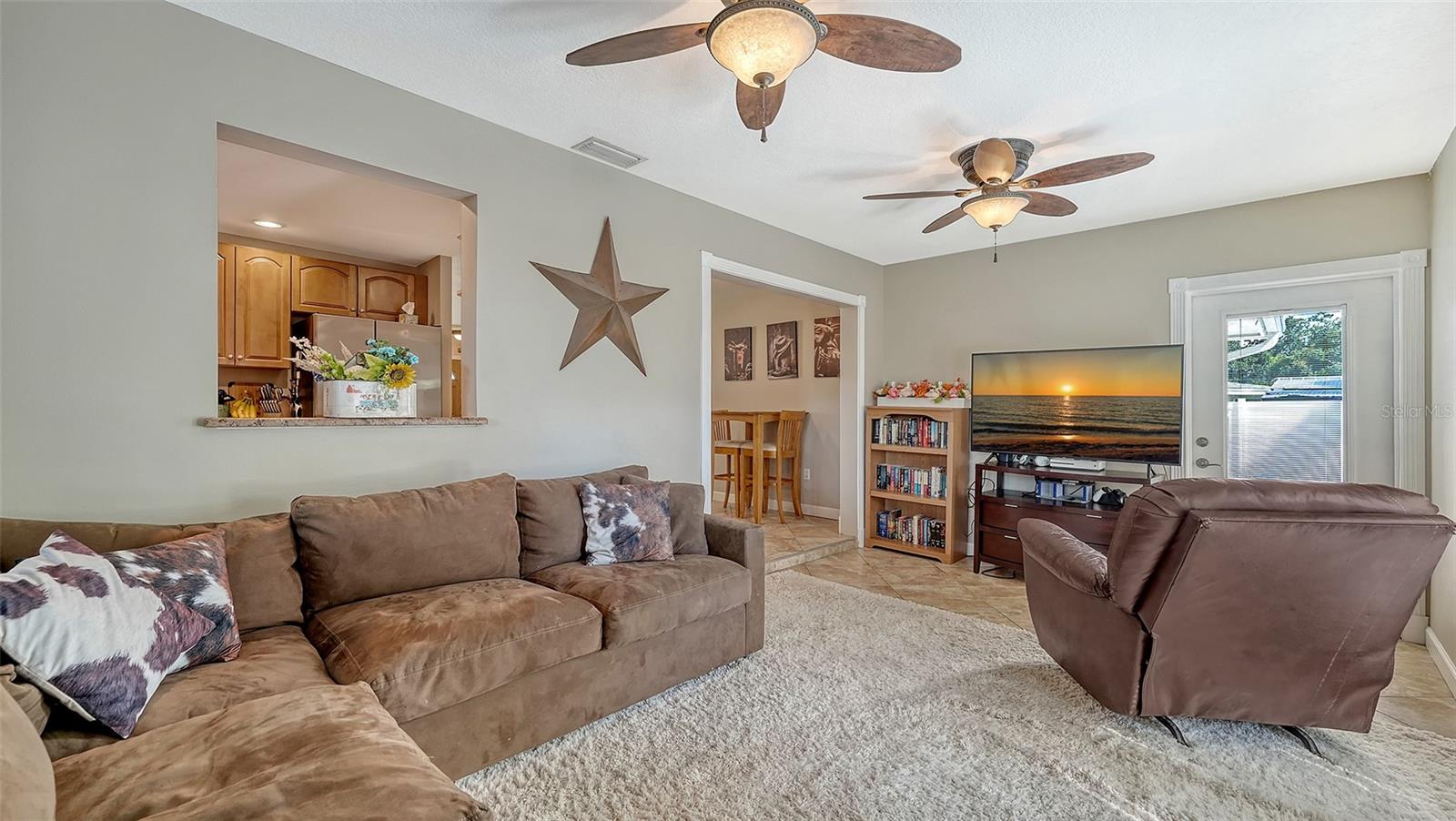 4728 BROOKSDALE DR