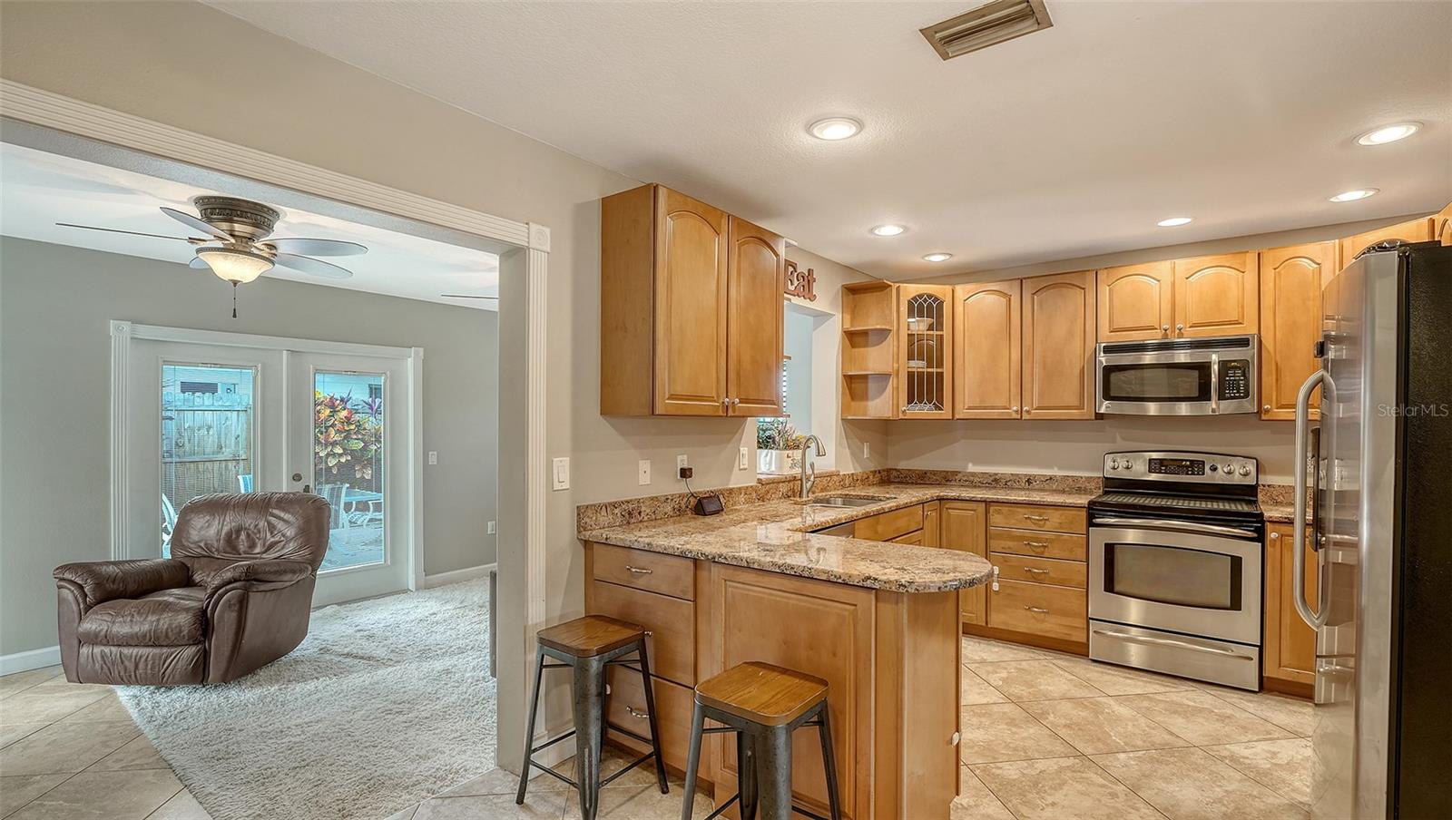 4728 BROOKSDALE DR
