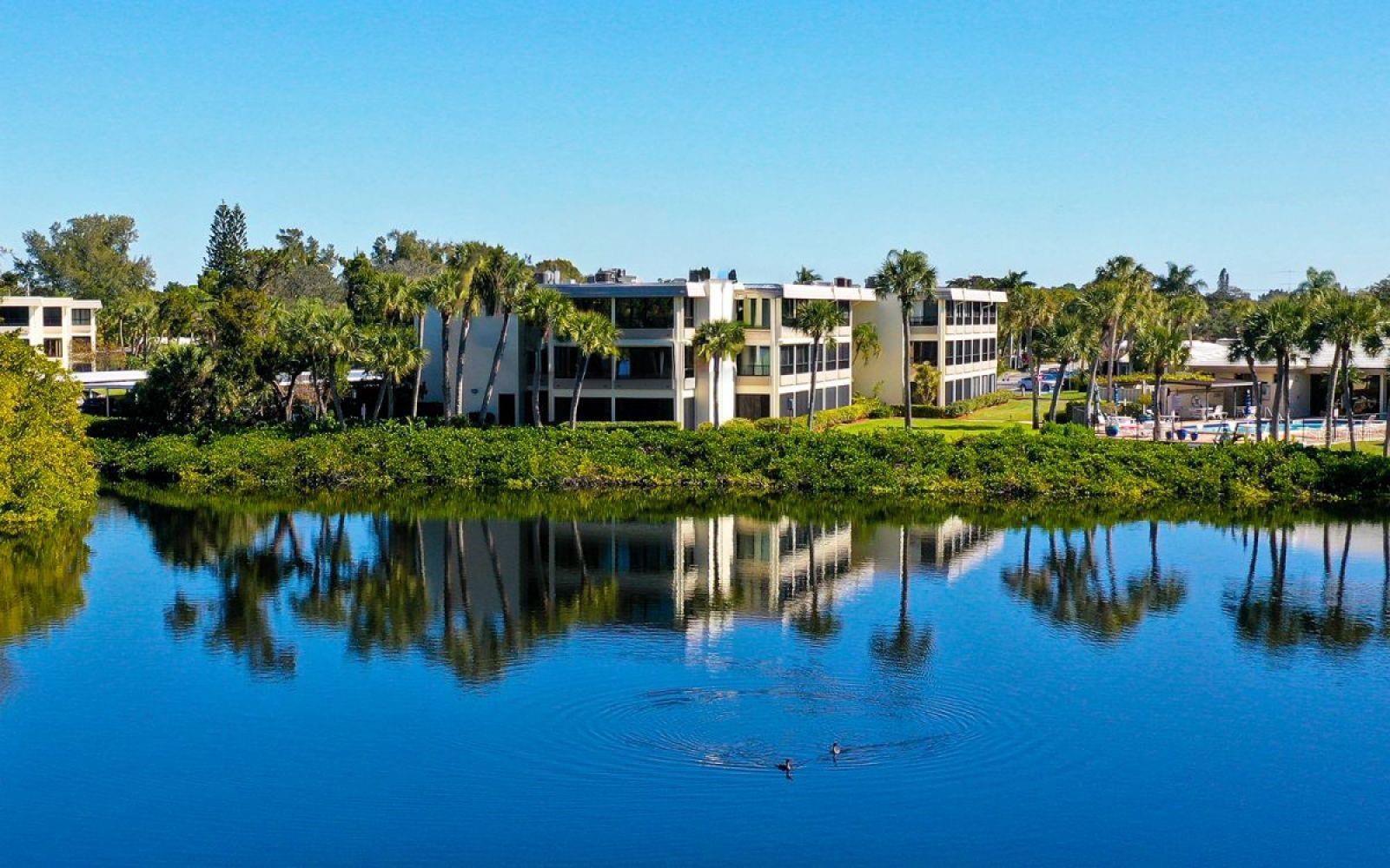 199 WHISPERING SANDS DR #201