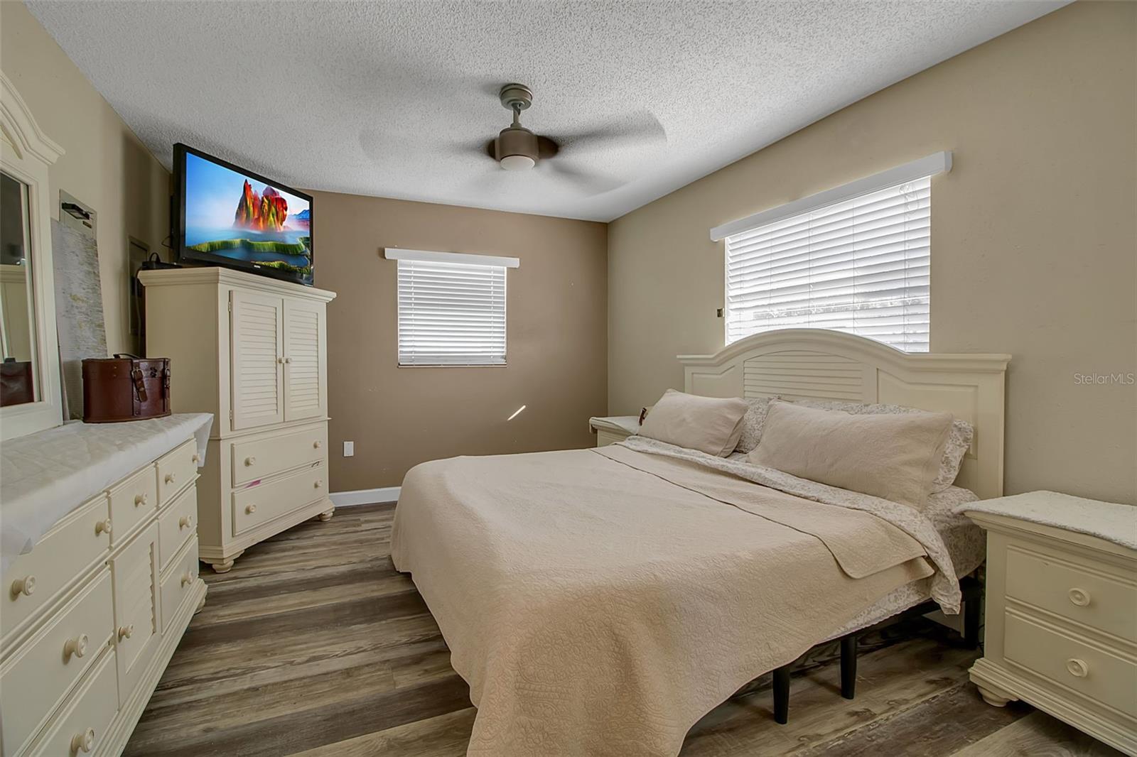 8504 43RD AVENUE DR W