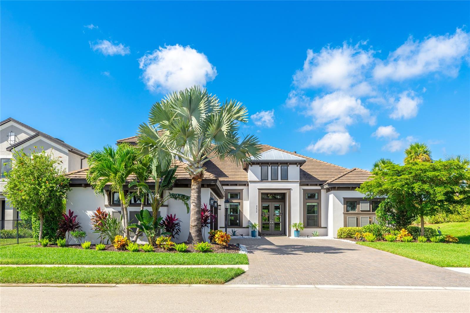 8232 SUMMER NIGHT RD