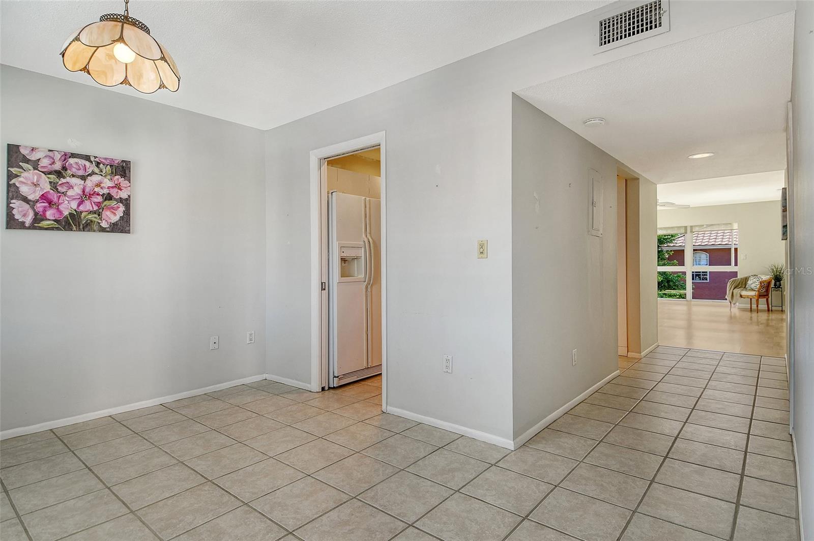 260 SANTA MARIA ST #305