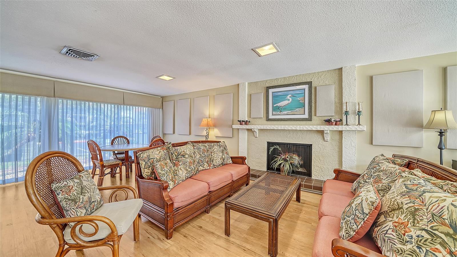 260 SANTA MARIA ST #305