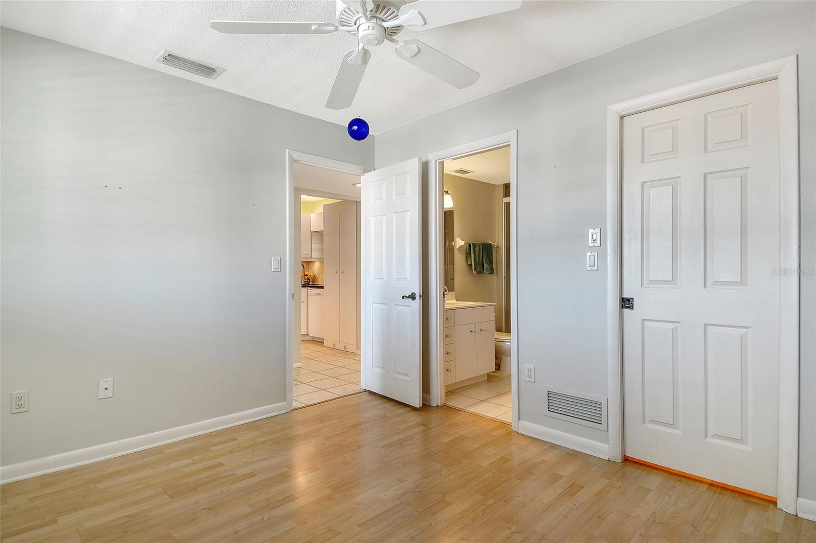 260 SANTA MARIA ST #305