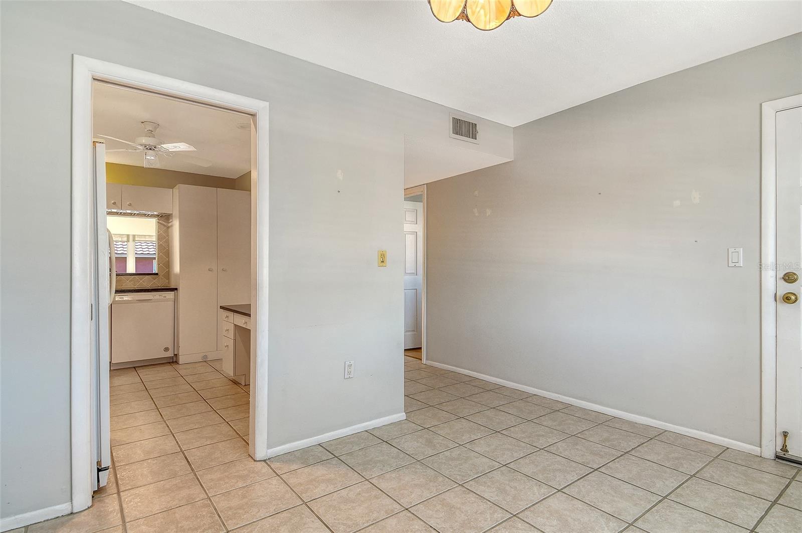 260 SANTA MARIA ST #305