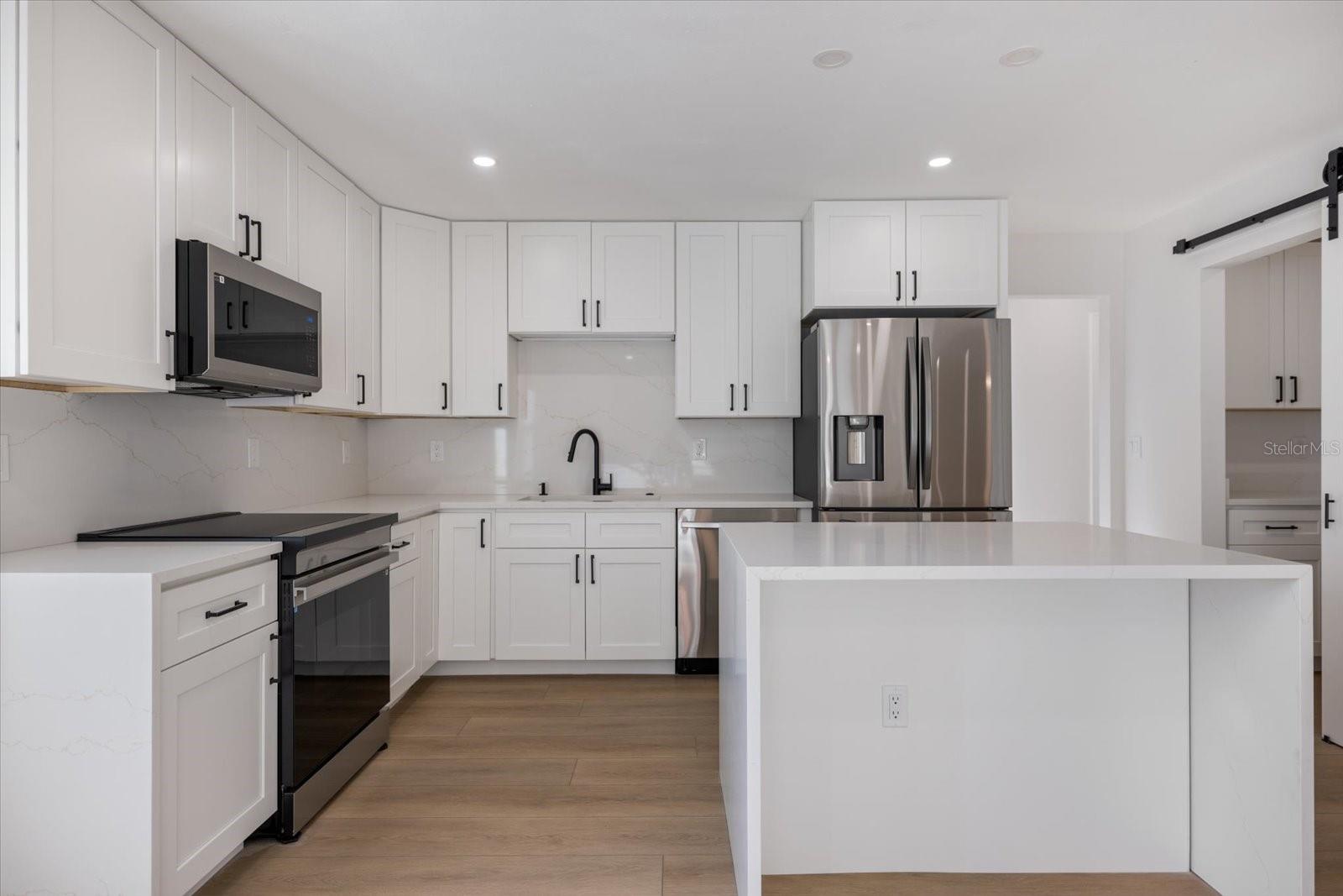 470 LEGER DR