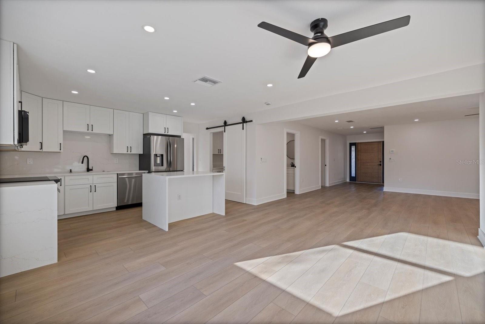 470 LEGER DR