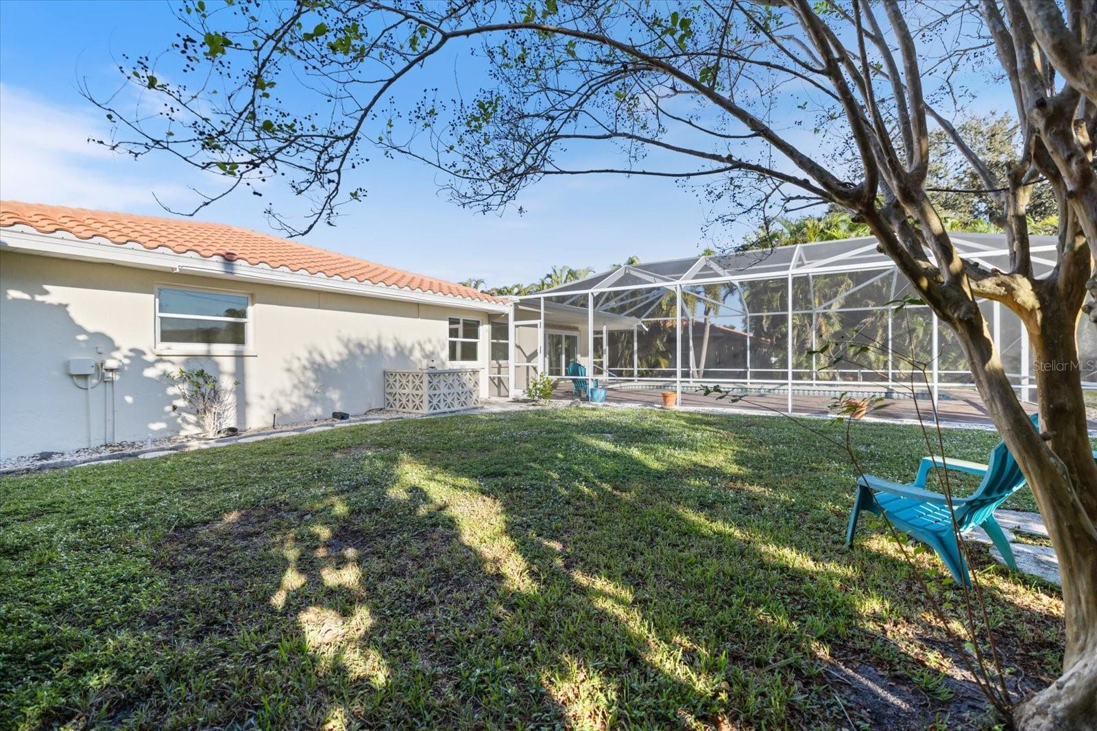 470 LEGER DR