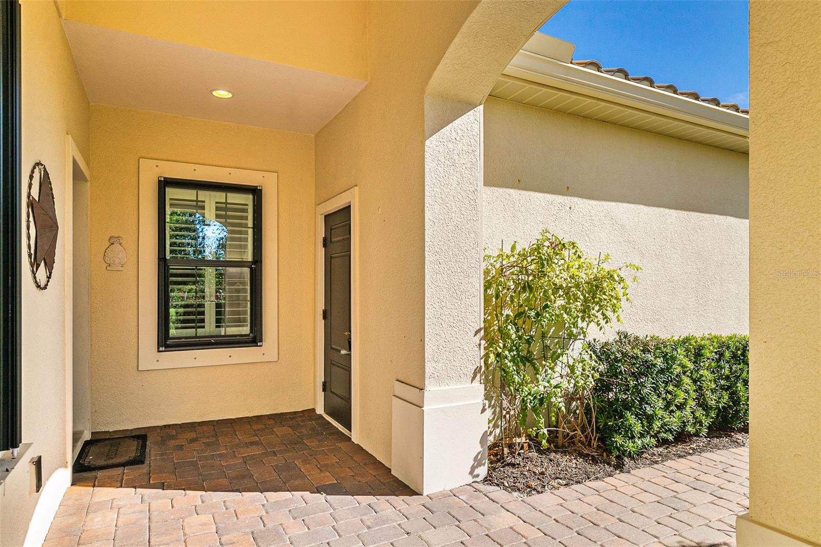1282 BACKSPIN DR