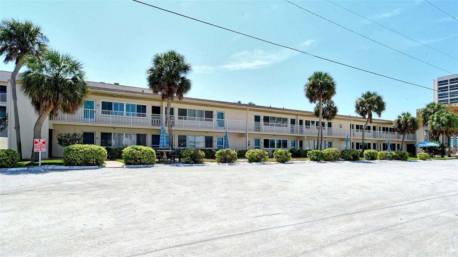 5950 MIDNIGHT PASS RD #201