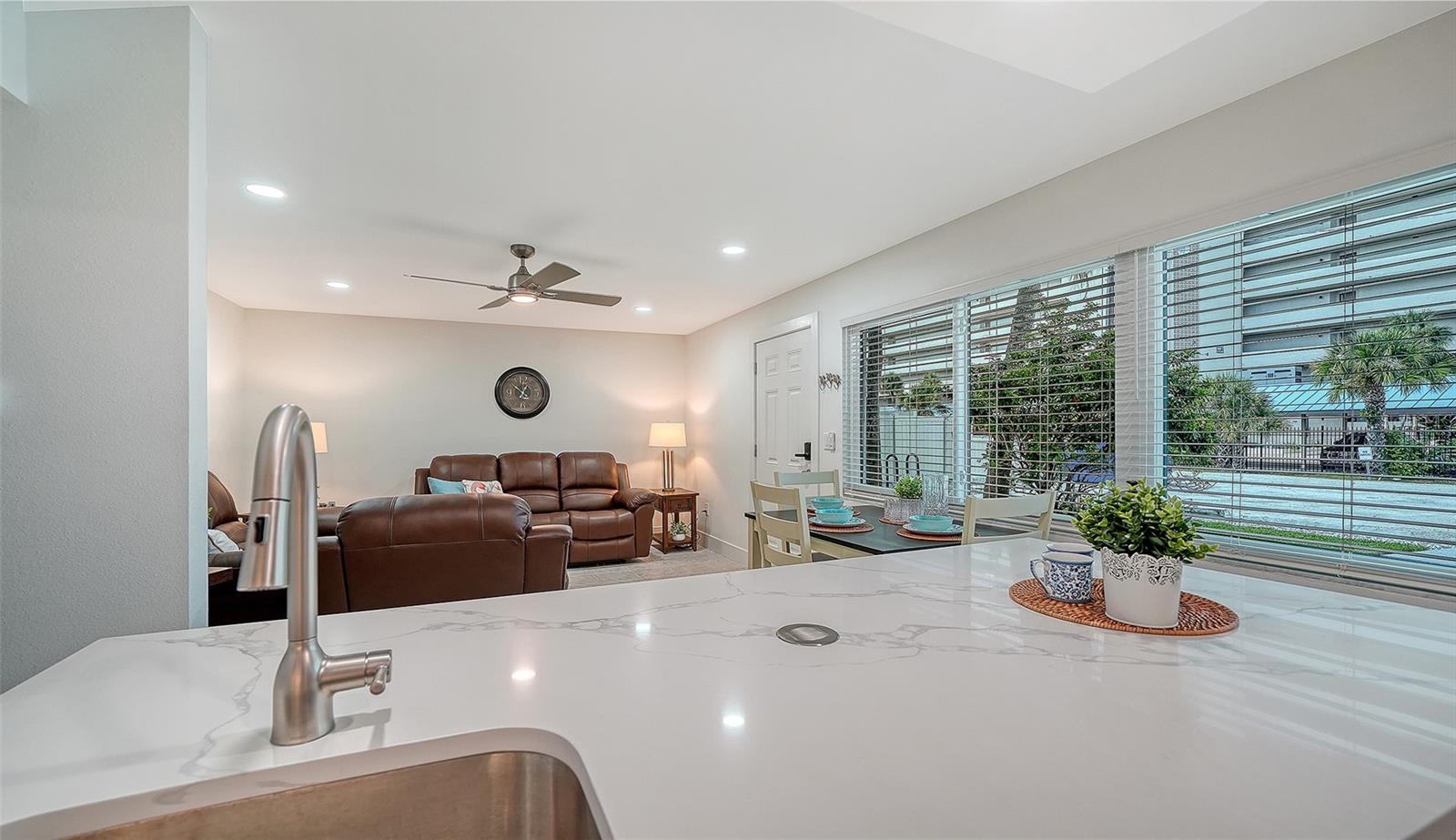 5950 MIDNIGHT PASS RD #201