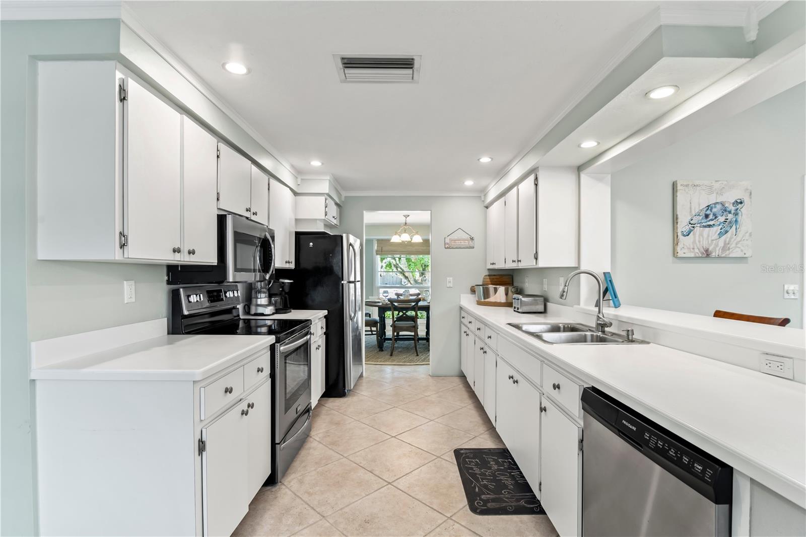 783 BIRDSONG LN