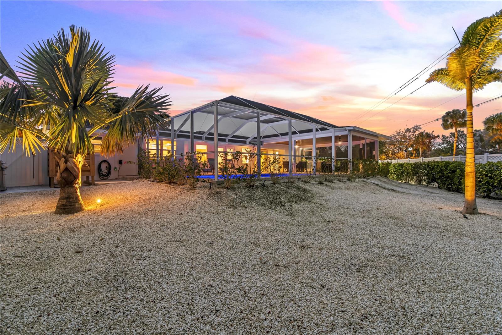 783 BIRDSONG LN