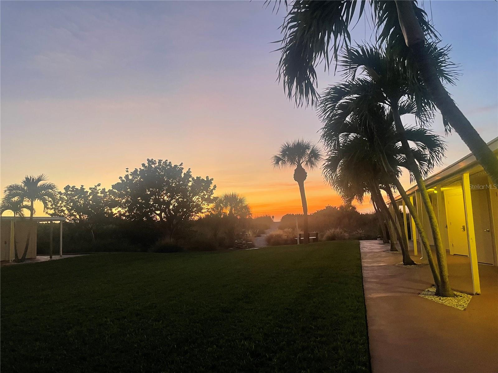 8625 MIDNIGHT PASS RD #305B