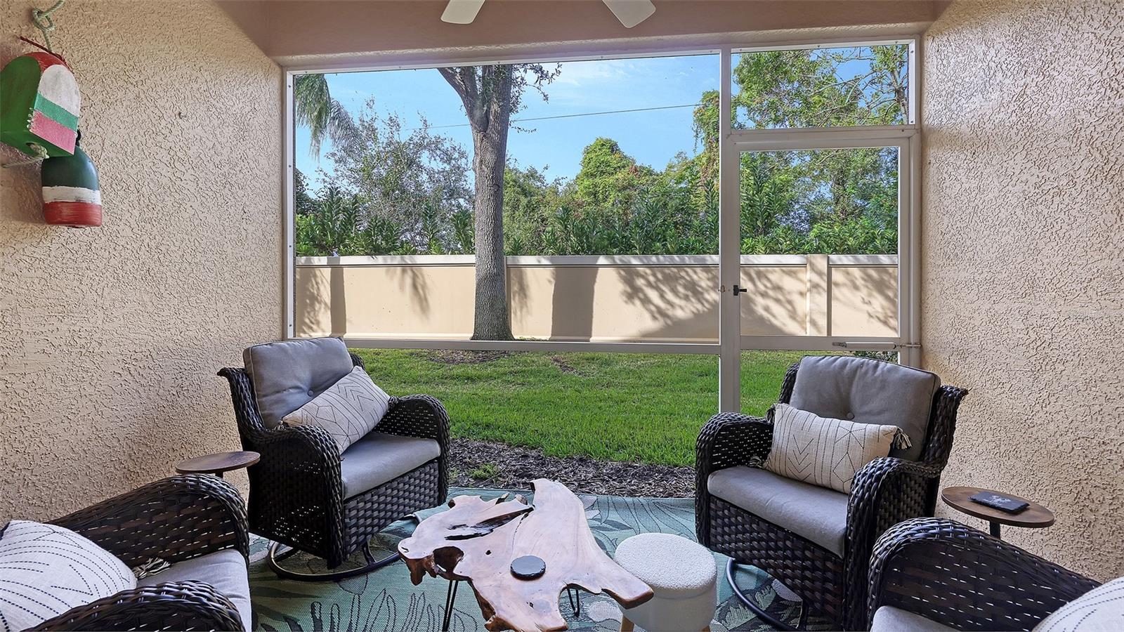 3827 PARKRIDGE CIR #1-102