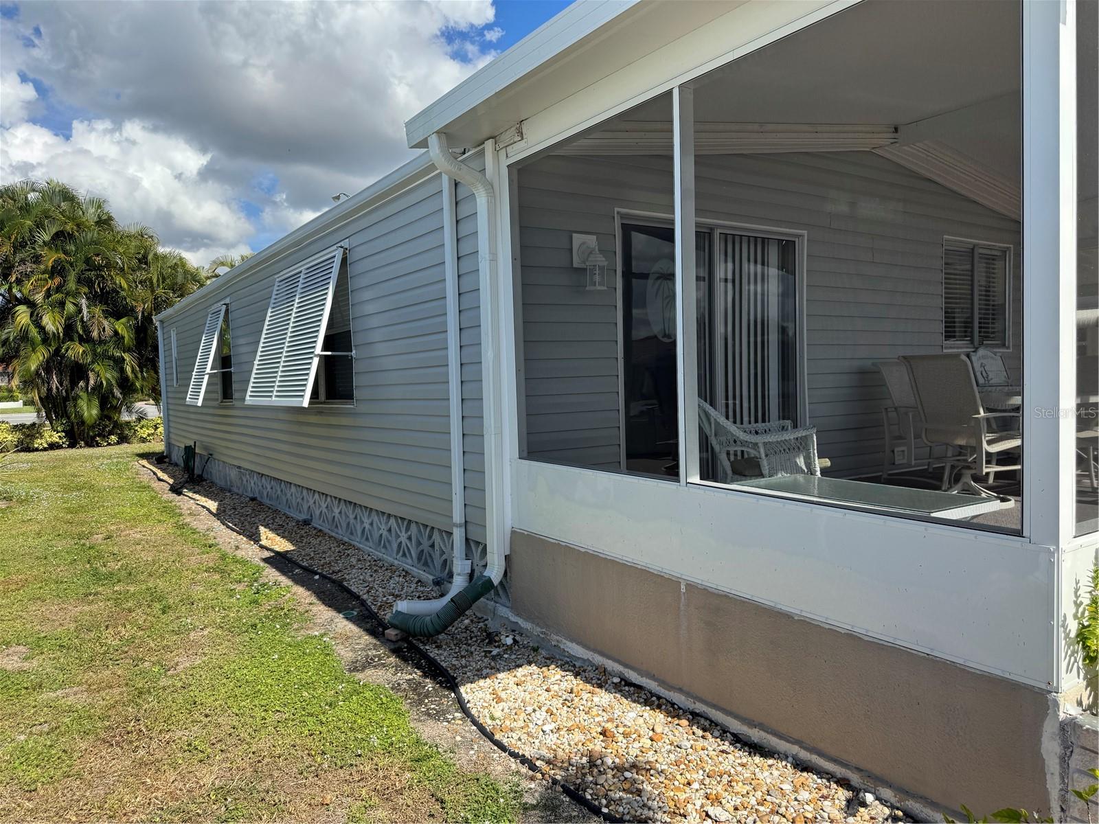 9 LAFITTE DR