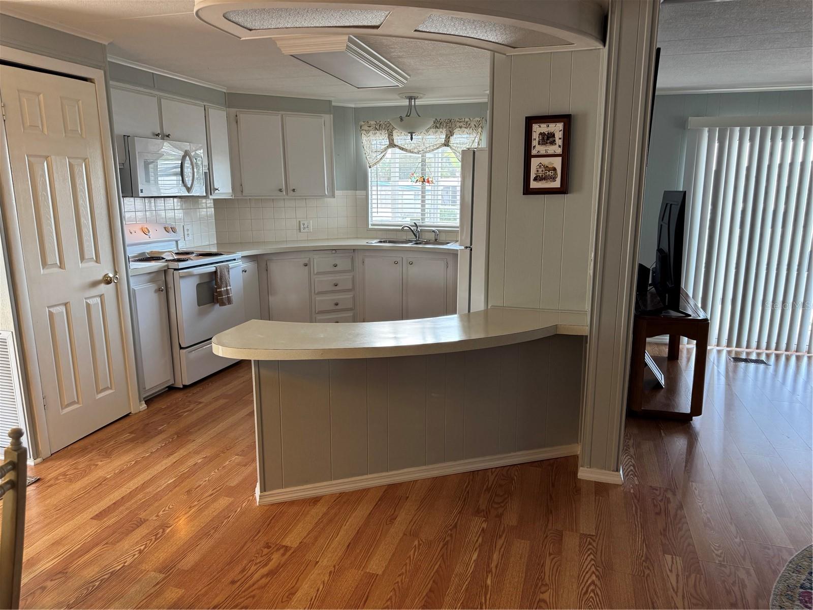 9 LAFITTE DR