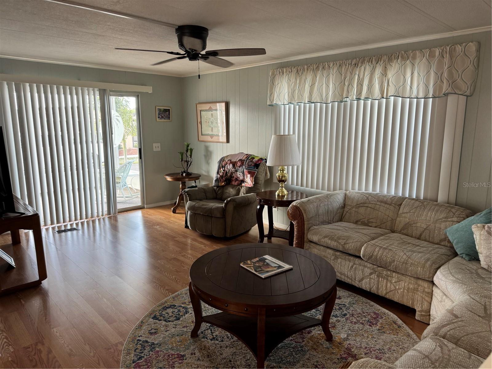 9 LAFITTE DR