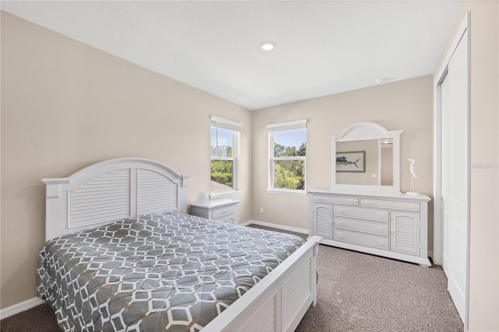 6294 GRANDVIEW HILL CT