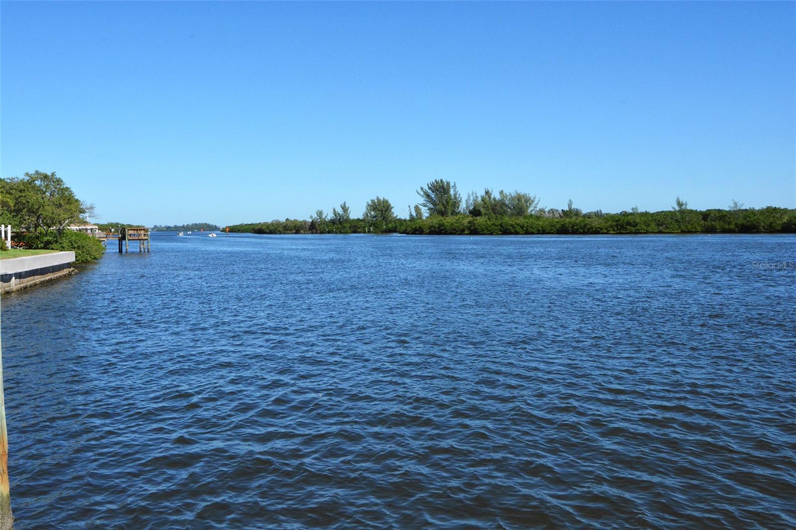 1243 SIESTA BAYSIDE DR #D