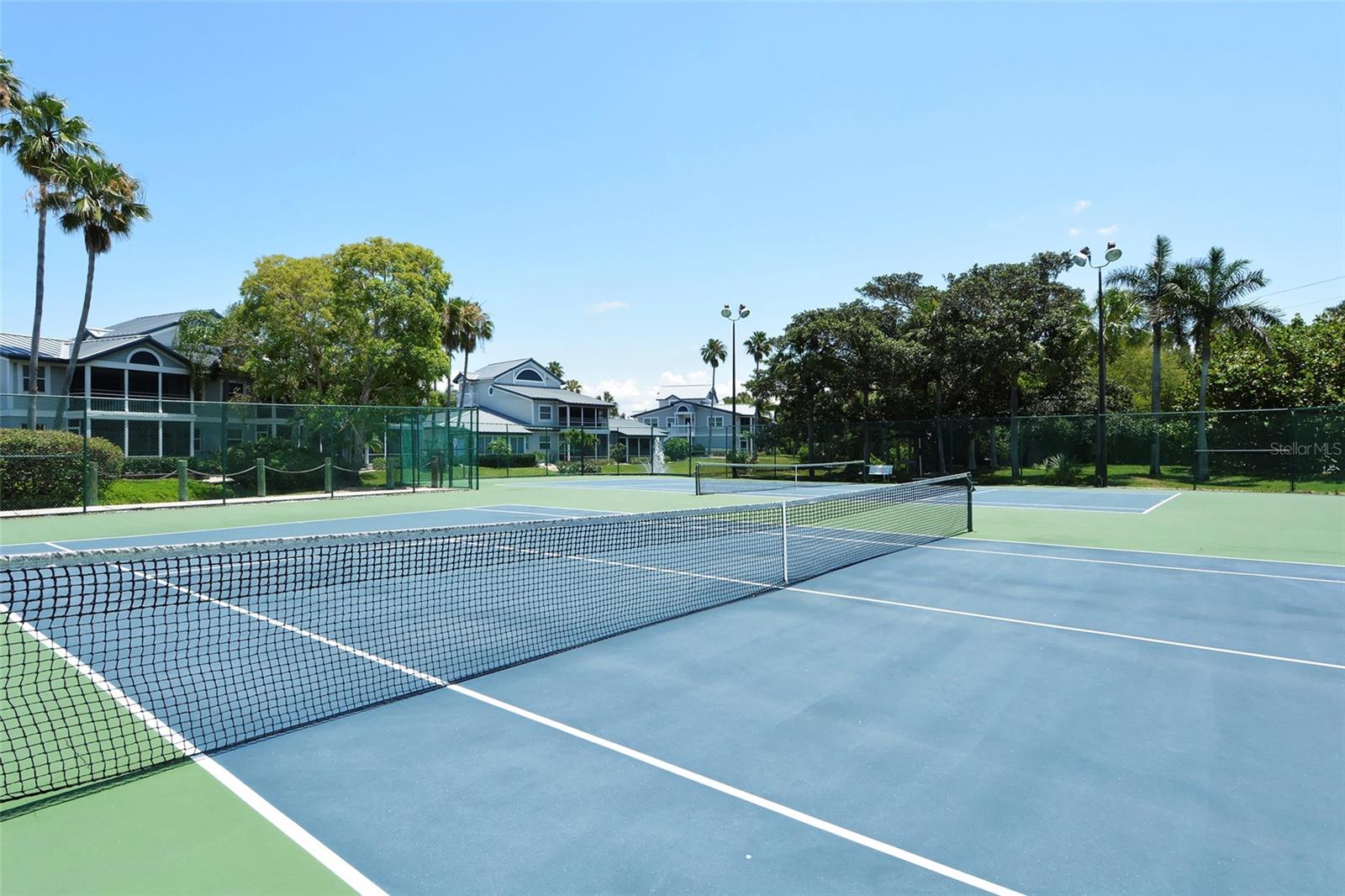 1243 SIESTA BAYSIDE DR #D