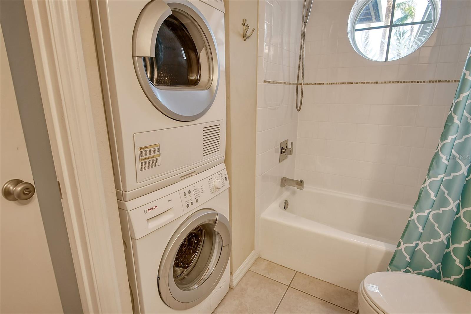 1243 SIESTA BAYSIDE DR #D