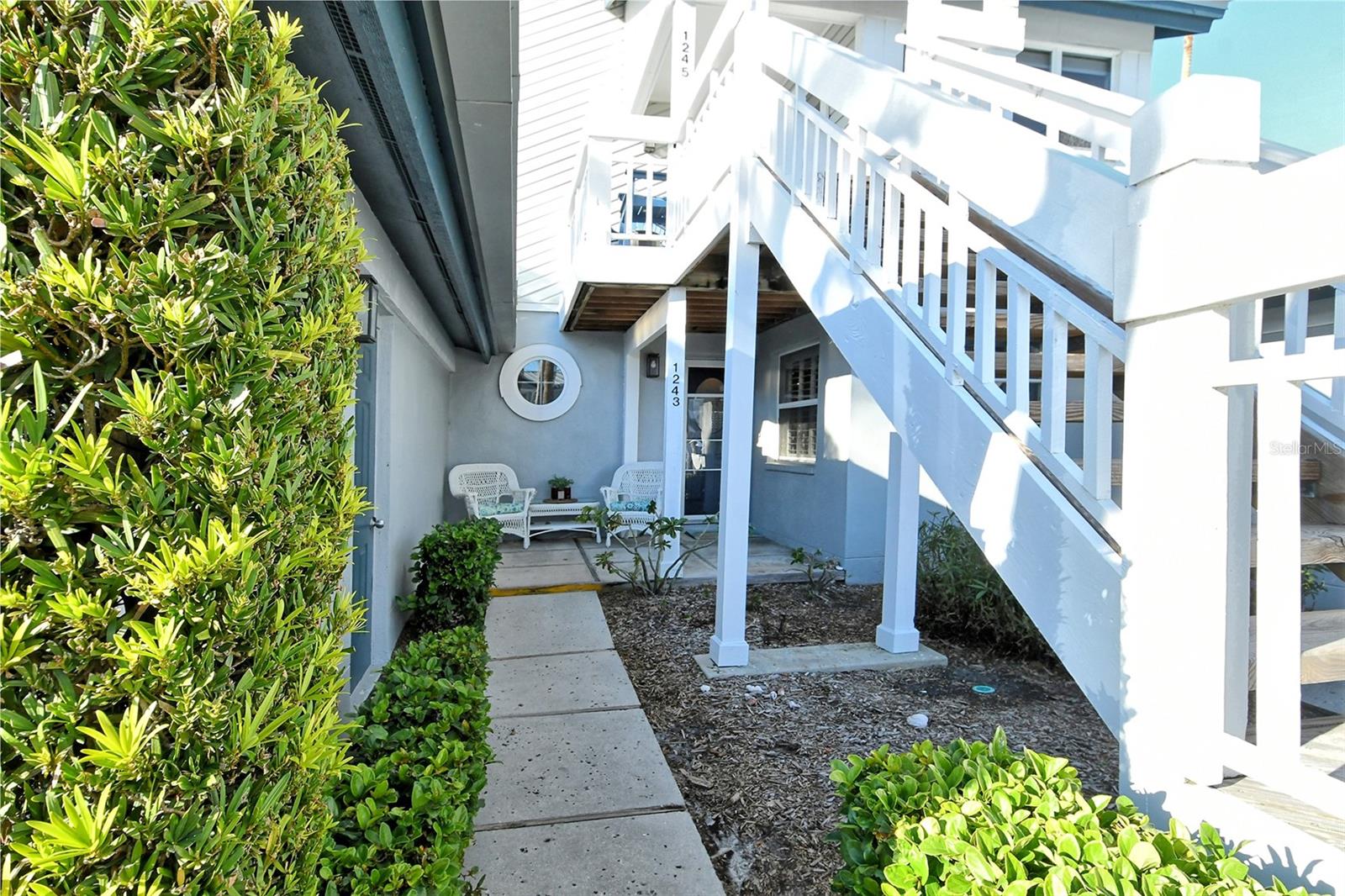 1243 SIESTA BAYSIDE DR #D