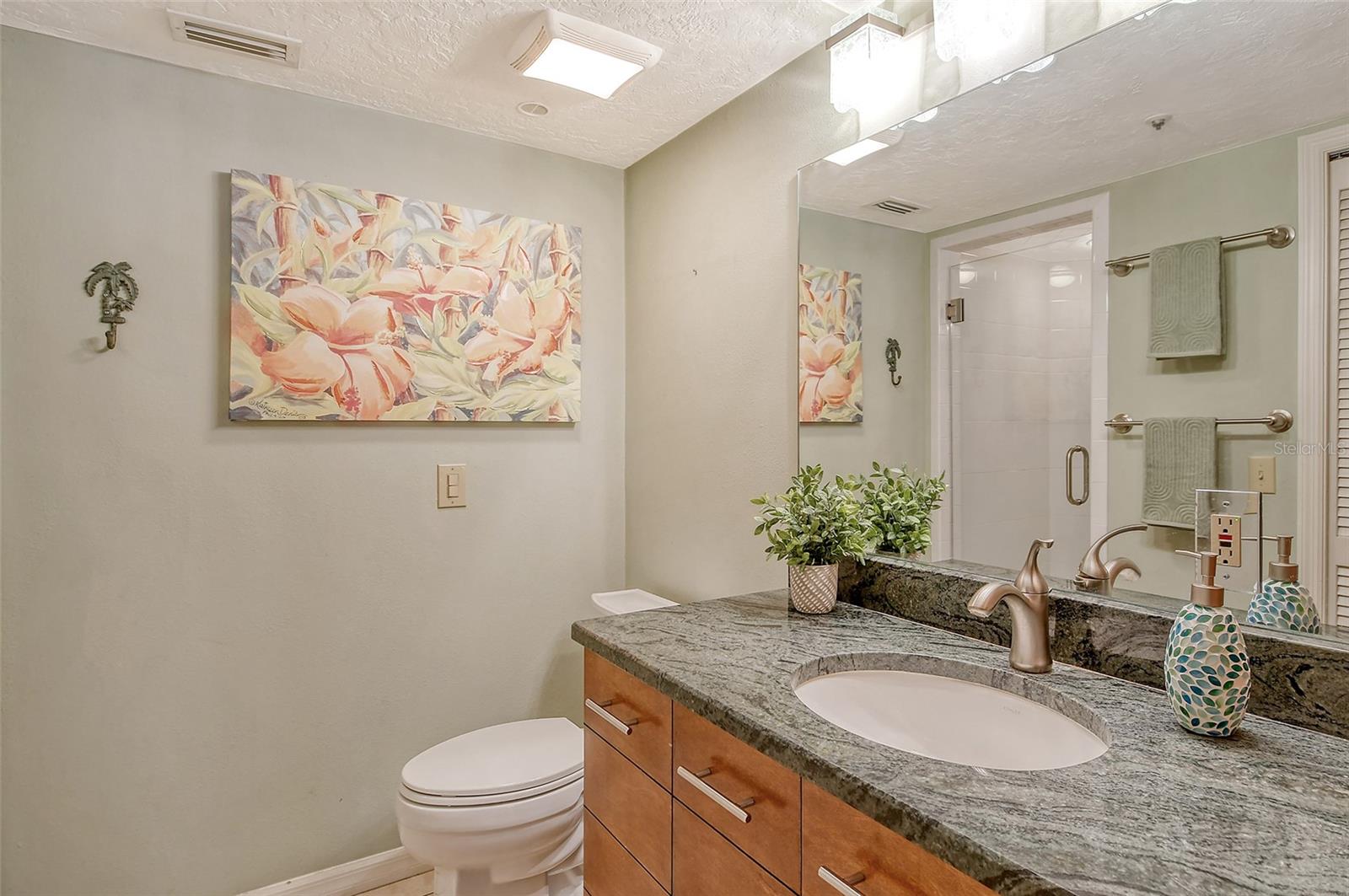 1243 SIESTA BAYSIDE DR #D