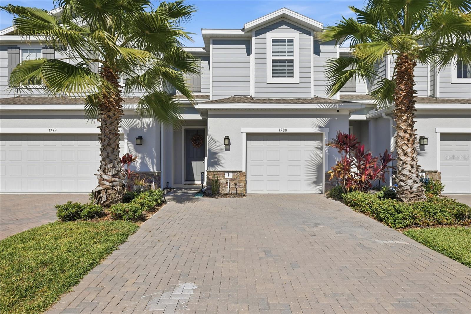 1788 HOLDEN RIDGE LN