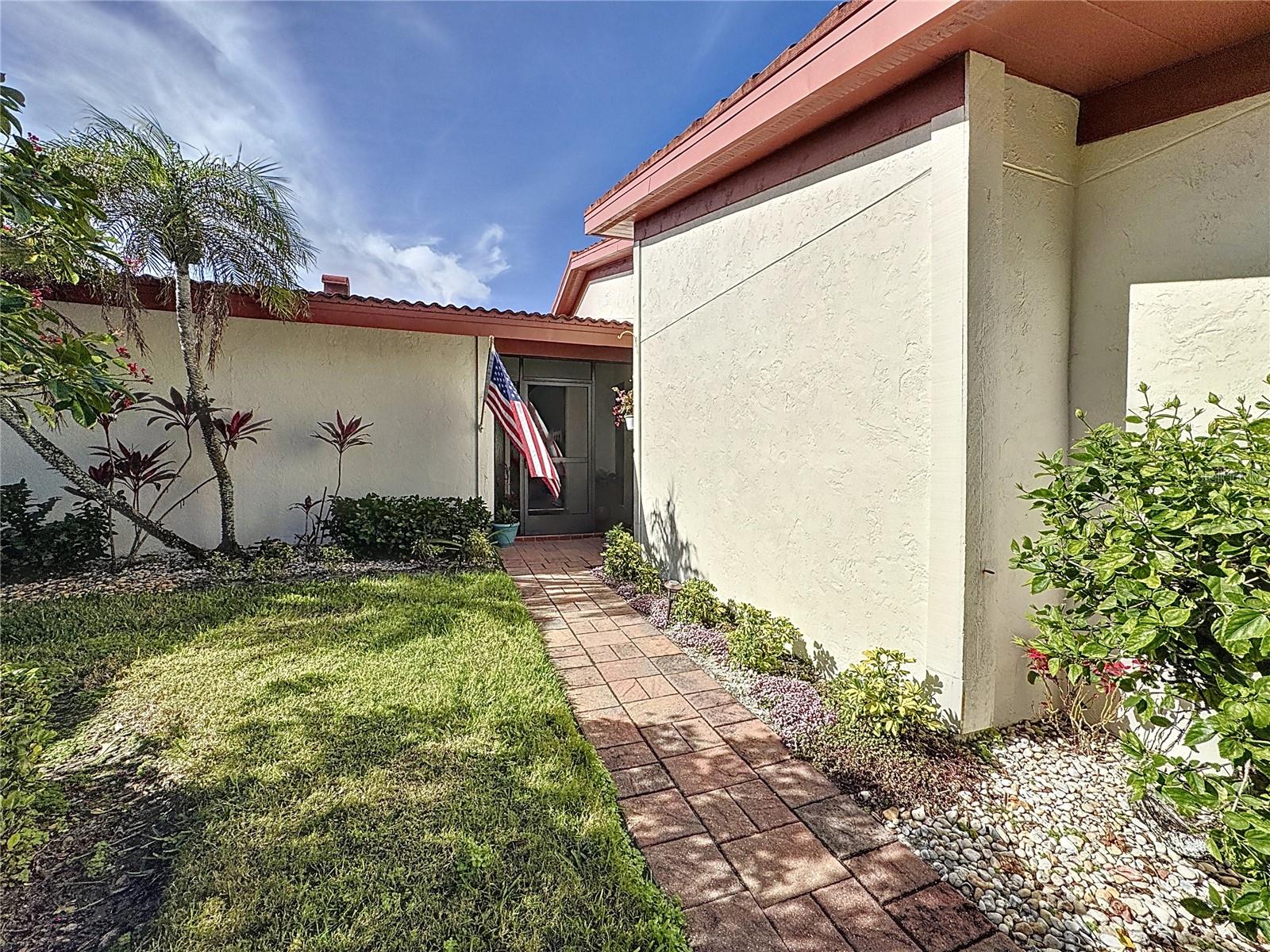 707 SORRENTO INLT #707